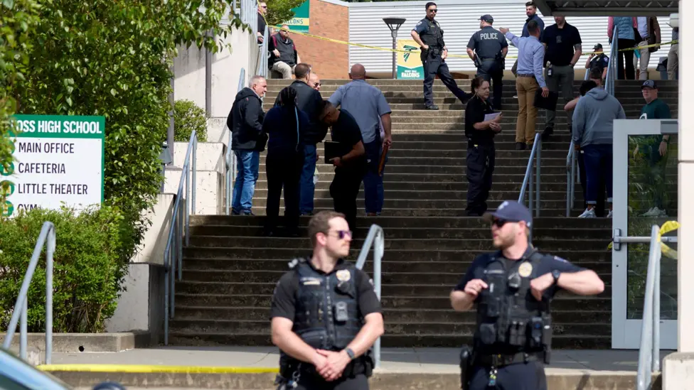 Six Hospitalised After Foss High School Stabbing, Tacoma Police Detain Student Suspect
