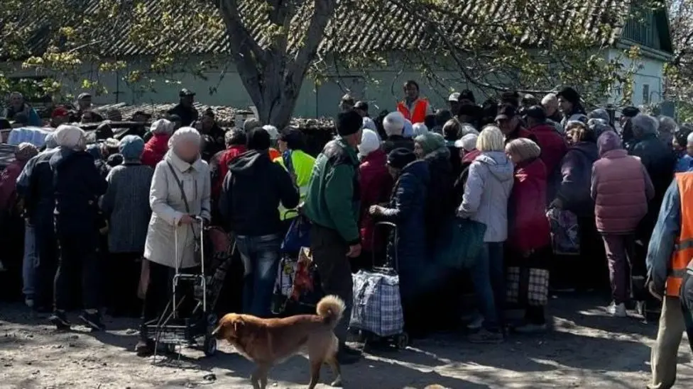 Oleshky Residents Trapped by Minefields and Shelling, Ukraine Seeks Humanitarian Corridor