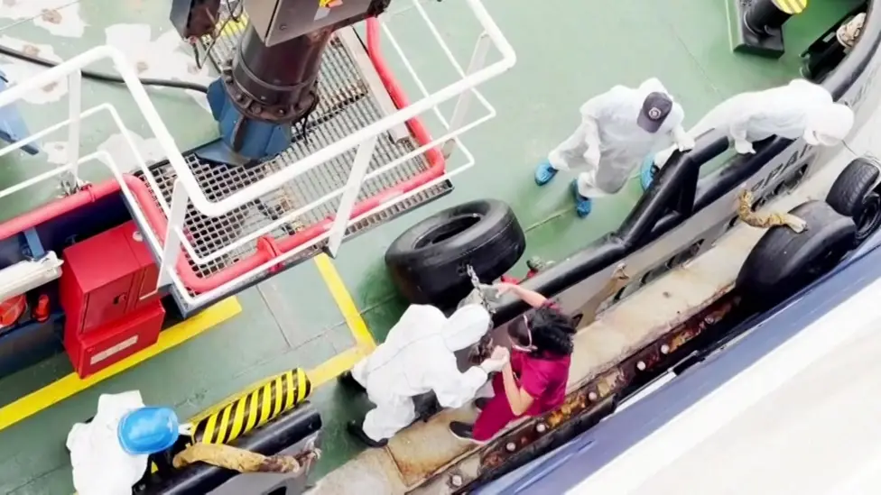 Dutch Cruise Ship with Hantavirus Outbreak Redirects to Canary Islands