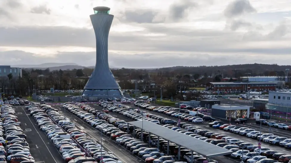 Edinburgh Airport Raises Drop-Off Fees to £8.50, Citing Unacceptable Business Rate Hike