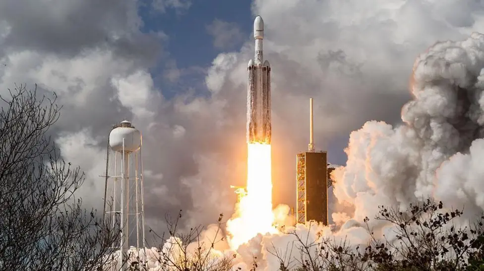 SpaceX Proposes $1.75 Trillion Valuation Ahead of Nasdaq Public Share Offering