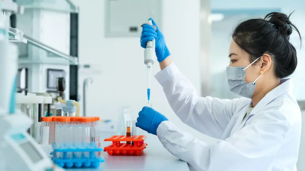Cambridge University Researchers Trial AI-Designed Vaccine Against All Coronaviruses in Humans