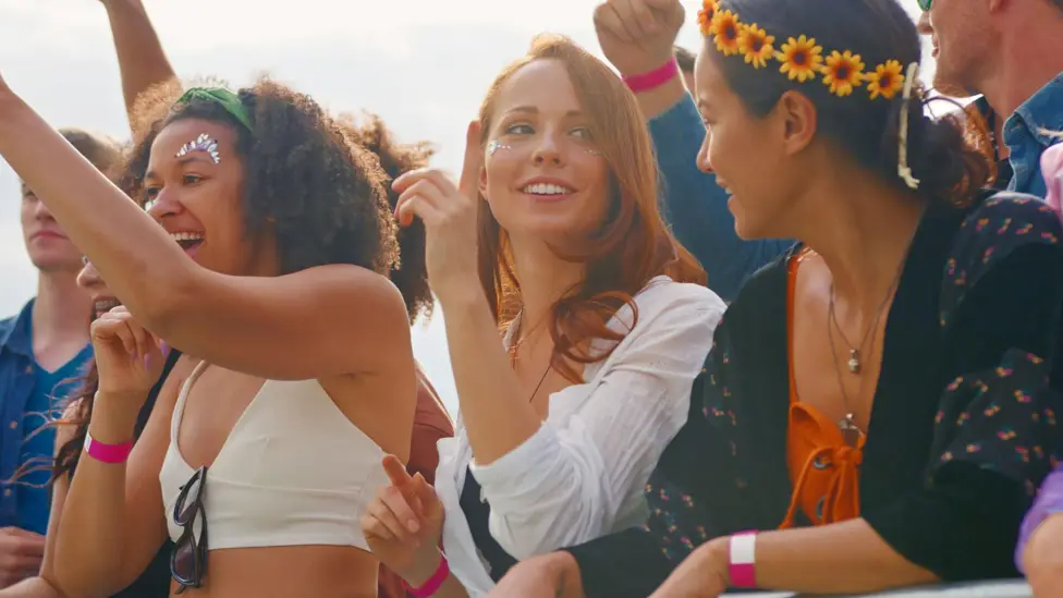 StubHub UK Ordered to Refund 50,000 Customers, Pay £900,000 Fine Over Hidden Fees