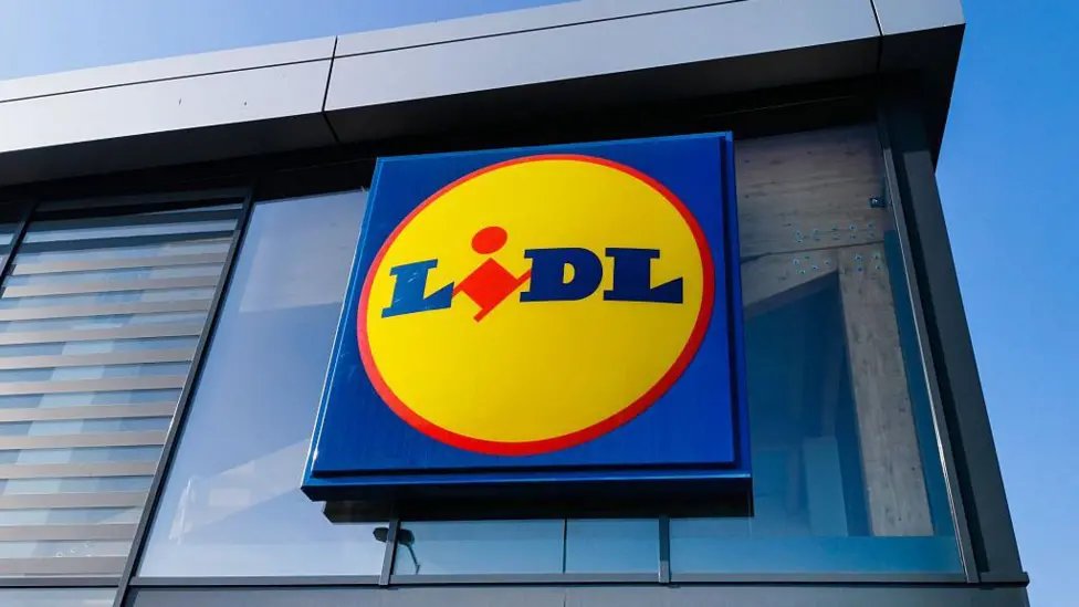 Lidl Commences Construction of Its Inaugural Pub in Northern Ireland Amidst Licensing Nuances