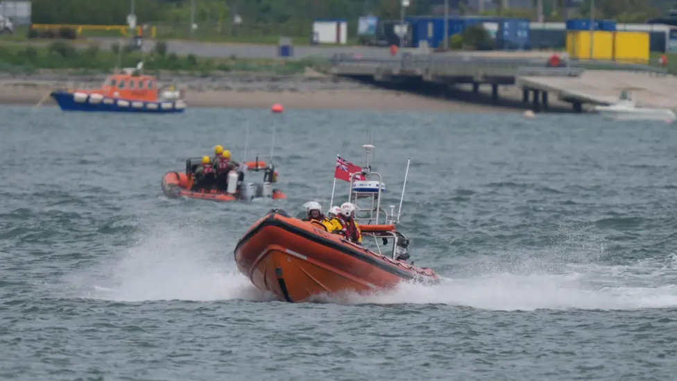 Search Operation Underway in Carlingford Lough After Fishing Boat Sinks, One Man Missing