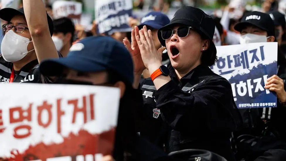 Samsung Union Suspends Strike Over AI Chip Bonus Dispute, Members to Vote