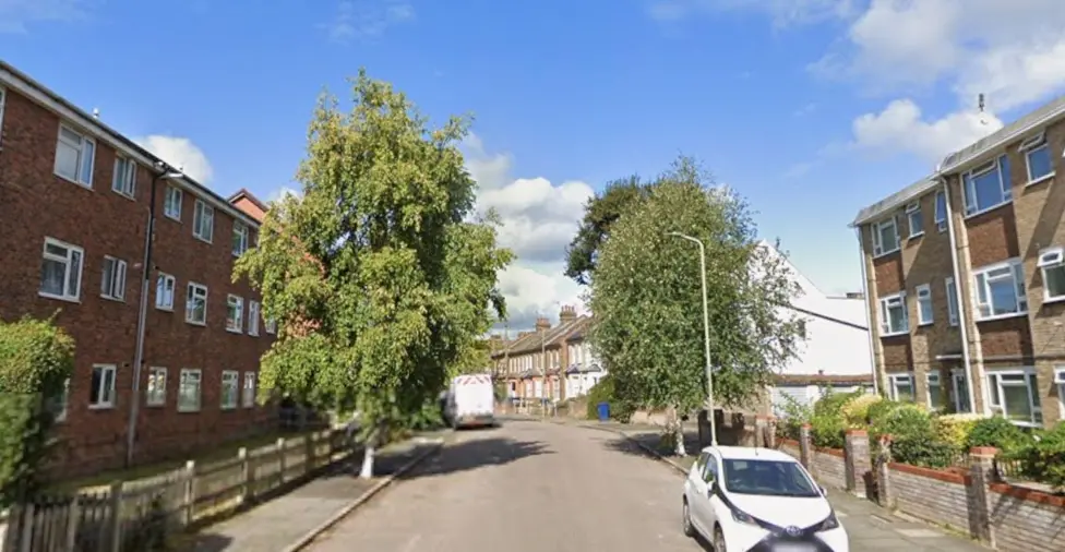 Nineteen-Year-Old Woman Dies in Finchley After North London Gunshots