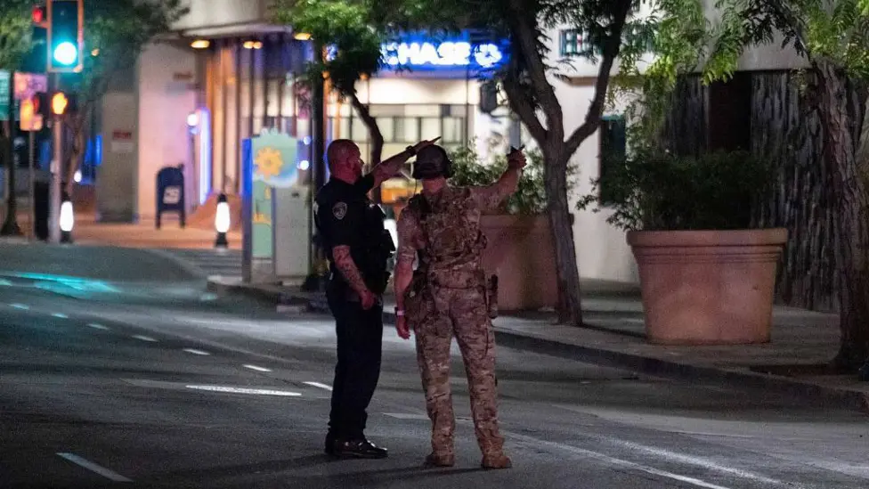 FBI Agents Kill Suspect Holding Hostages in California Chase Bank Standoff