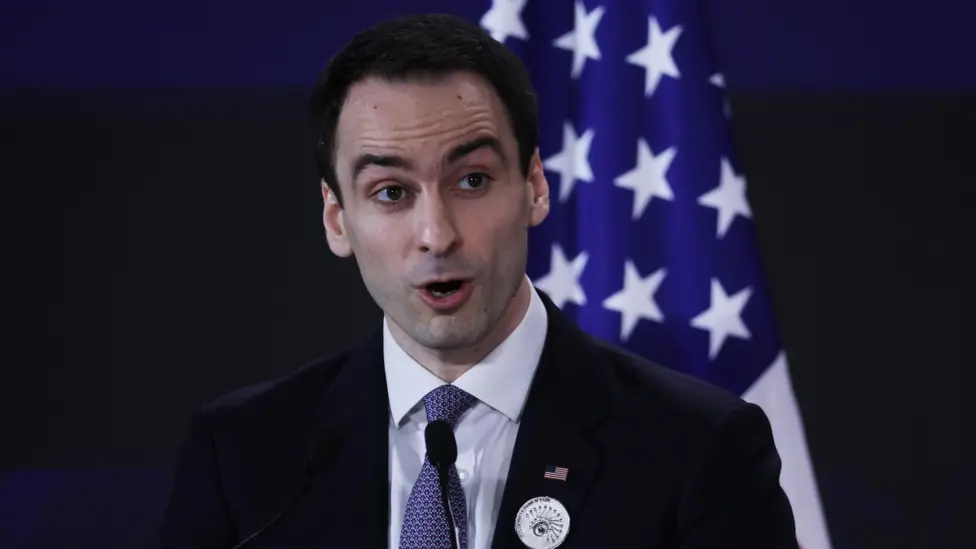 White House Claims Chinese Firms Exploit US AI Technology via "Distillation" Campaigns