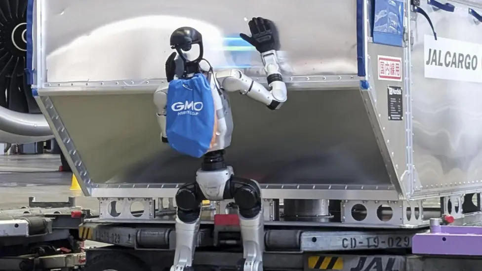 Japan Airlines Deploys Humanoid Robots at Tokyo Haneda Airport for Cargo Operations