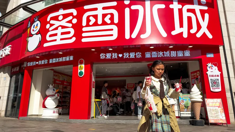 Chinese Brands Like Mixue and Haidilao Expand Globally, Rival Western Market Leaders