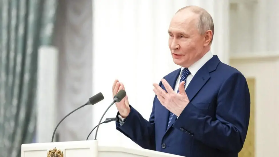 Vladimir Putin Demands Ukraine Cede Donbas as Kremlin Rhetoric Shifts on Conflict Duration