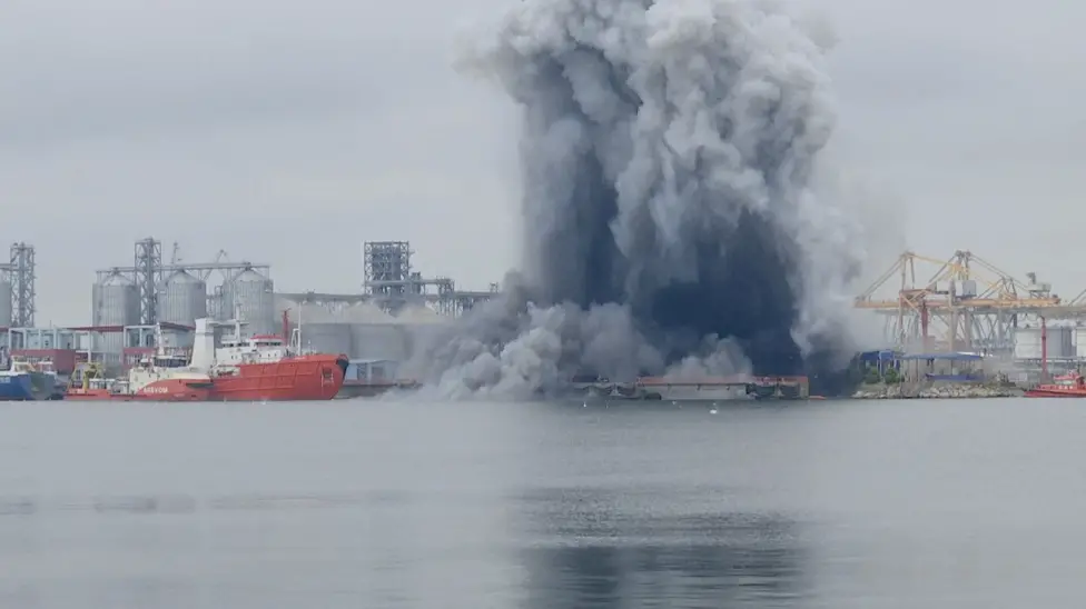 Ukraine Strikes Five Vessels in Azov Sea, Naval Drone Explodes Off Romania Coast