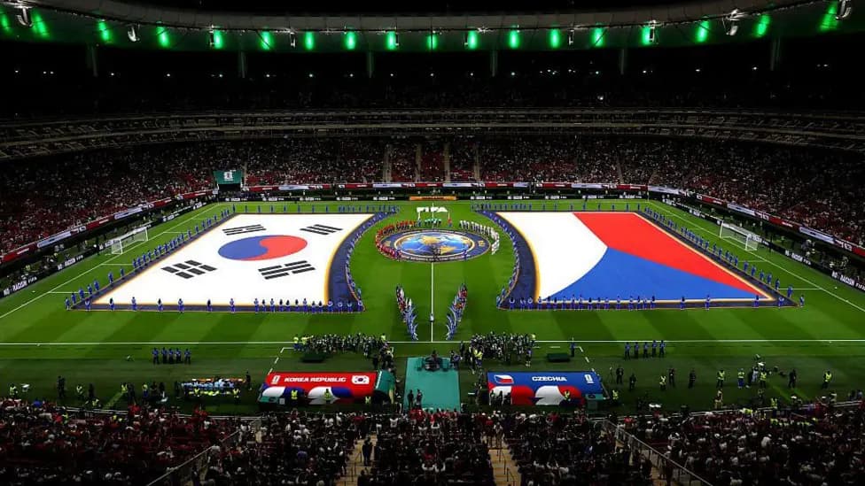Mexican Engineering Guild President Removed After Racist Gesture at World Cup Match
