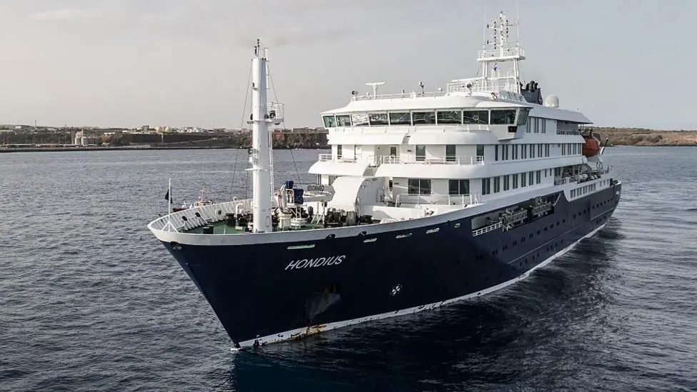 St Helena Traces Dozens of Passengers After Hantavirus Outbreak on MV Hondius Cruise