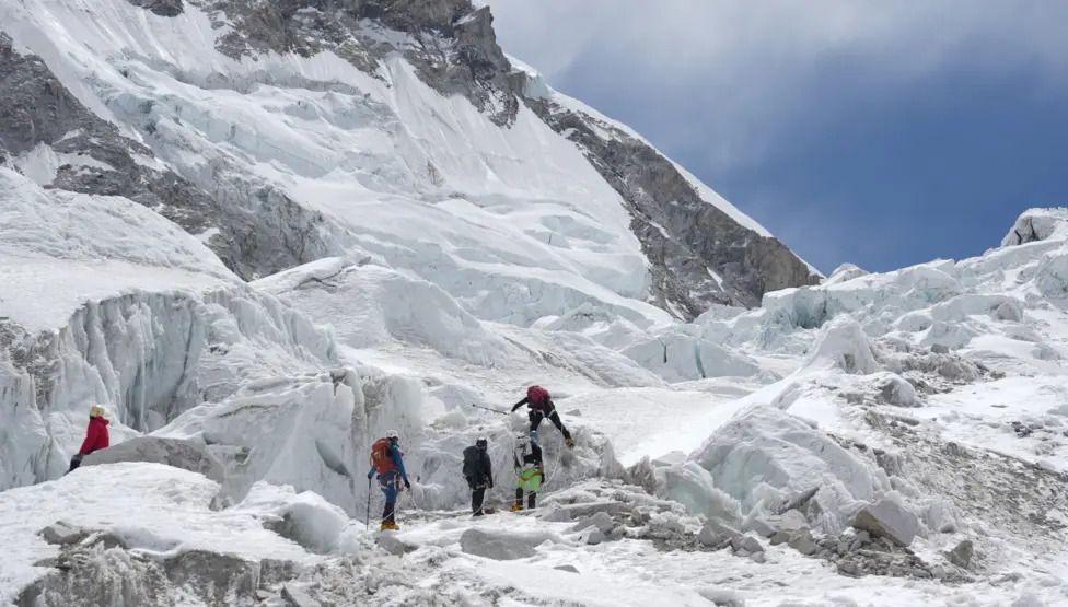 Huge Glacier Chunk Blocks Everest Route Below Camp 1, Delays Peak Climbing Season