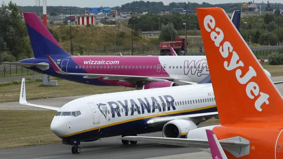 UK Aviation Regulator Warns Power Bank Incidents Increasing on Flights, Citing EasyJet Diversion