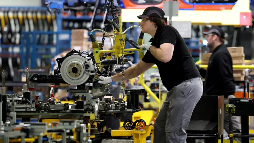 Nissan Consolidates Sunderland Production, Cuts 900 European Jobs Amid Restructure