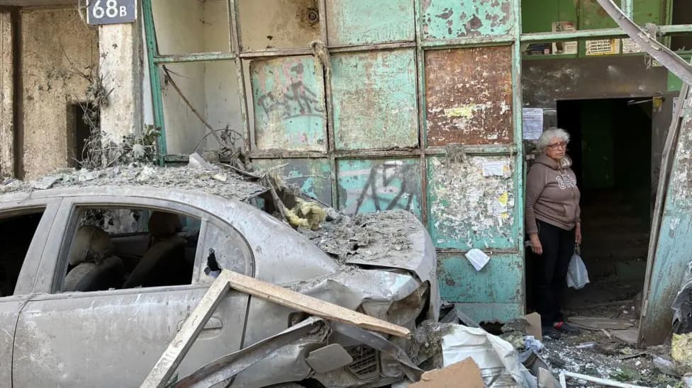 Russian Missile Barrage Kills Six in Kyiv, Sixteen in Dnipro, Targets Ukrainian Civilian Sites