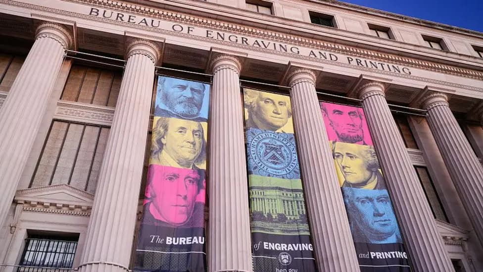 US Treasury Department Prepares for Trump Portrait on Potential New $250 Banknote