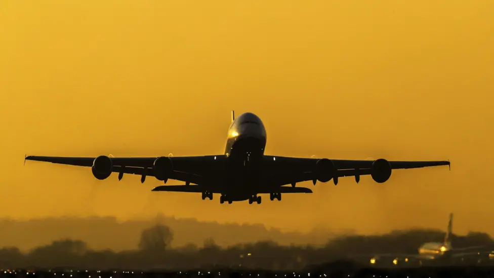 Heathrow Predicts Passenger Number Drop as Iran War Disrupts Middle East Airspace