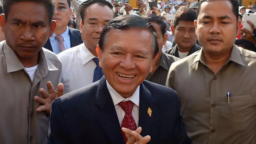 Cambodia Ex-Opposition Leader Kem Sokha Pardoned After 27-Year Treason Sentence