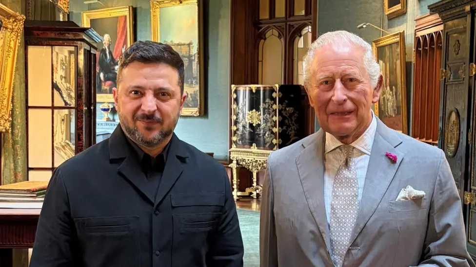 Ukrainian President Zelensky Meets King Charles, Discusses Future State Visit to Kyiv