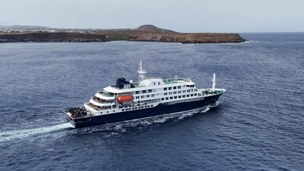 Third British National Displays Suspected Hantavirus Symptoms Aboard MV Hondius Cruise Ship