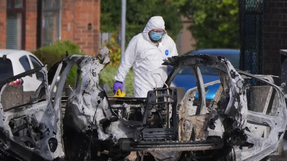 New IRA Car Bomb Explodes at Dunmurry Police Station, PSNI Boosts Patrols