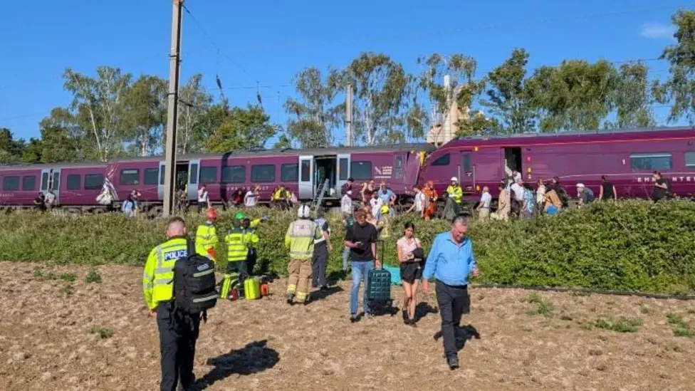 Bedford Train Collision Kills One, Injures 89; Passengers Describe Carnage