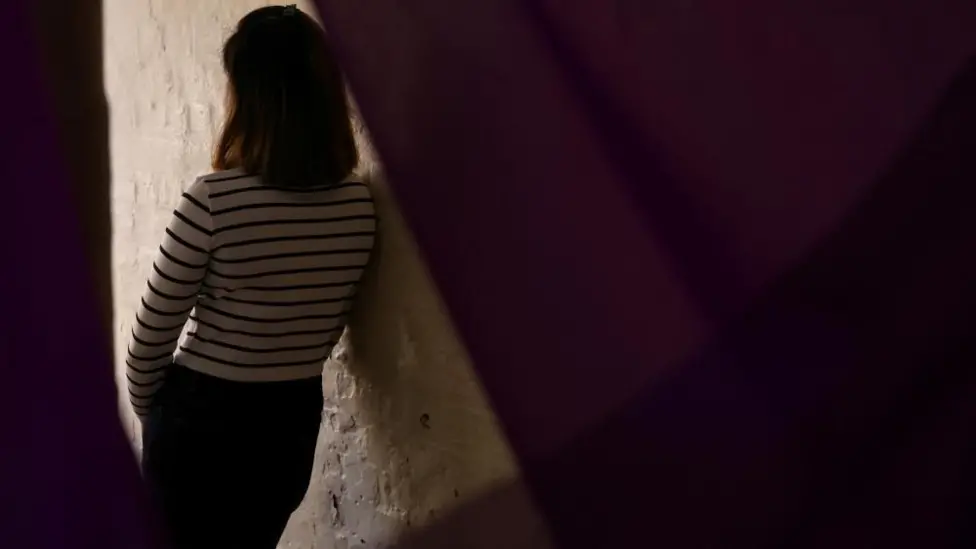 UK Modern Slavery Referrals Reach 23,000 in 2025, Driven by Poverty and Technology