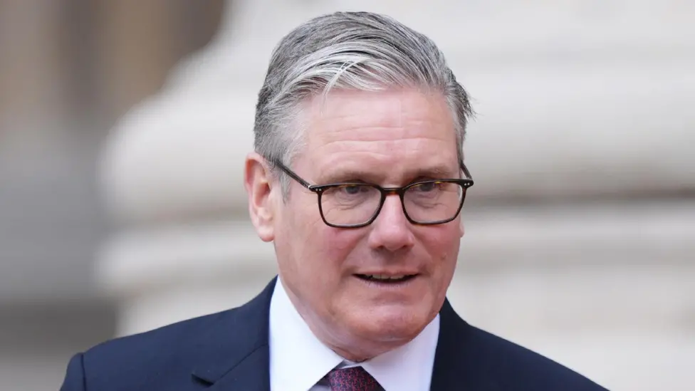 Starmer Faces Renewed Leadership Questions as Cabinet Ministers Express Discontent