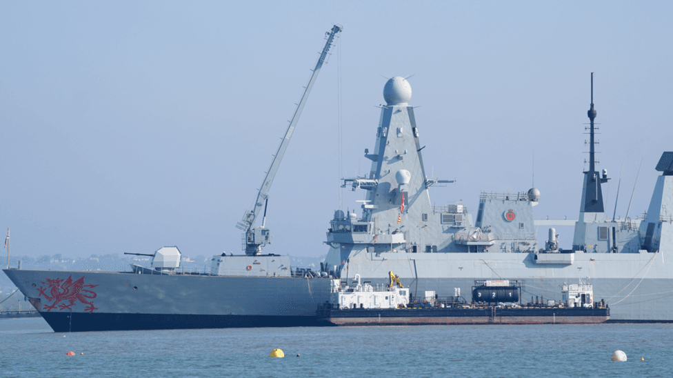 HMS Dragon Deploys to Middle East for Strait of Hormuz Mission, UK Cites Defensive Role