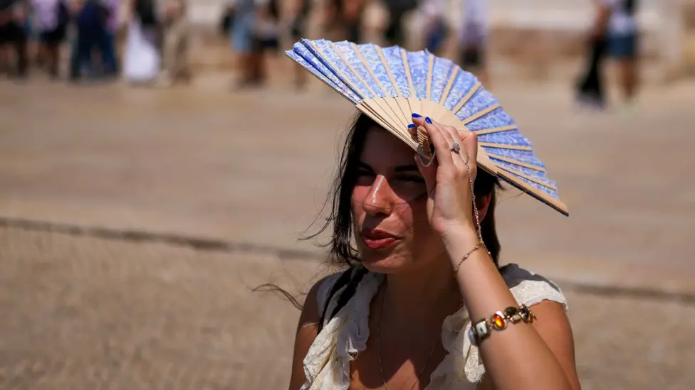 Portugal Records 40.3C in Mora, Breaking Hottest May Day Record