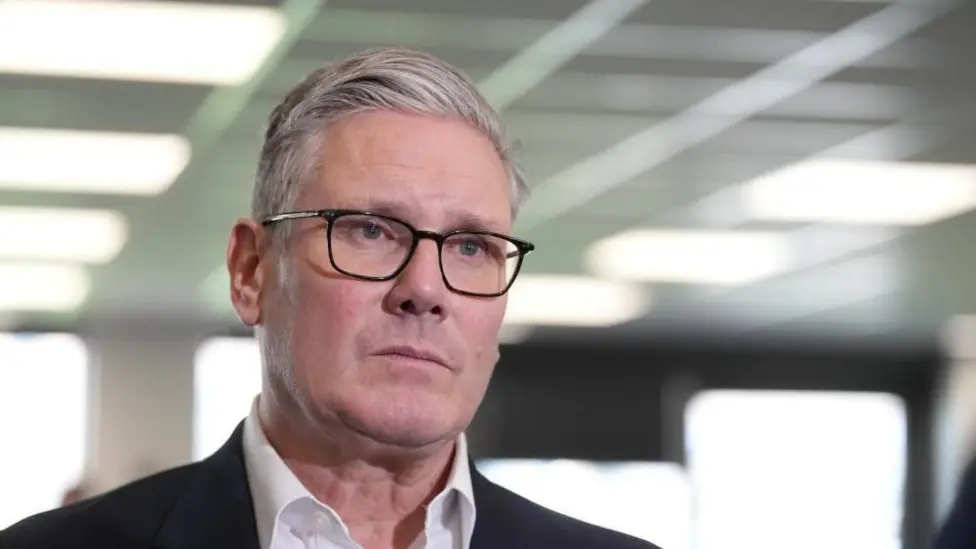 Jess Phillips Resigns as Four Ministers Depart Starmer Government Amidst Labour Divisions