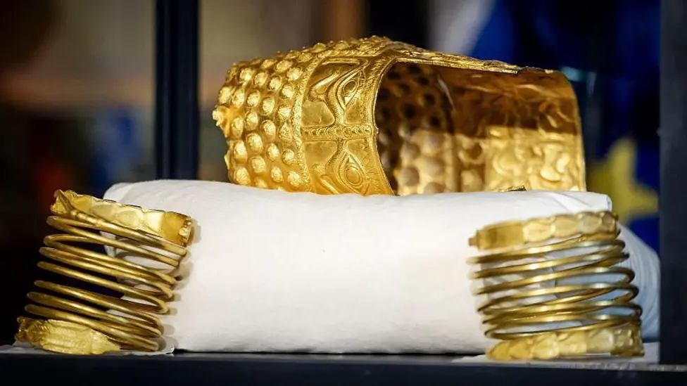 Three Men Jailed for 47 Months Over Ancient Gold Helmet Heist from Drents Museum